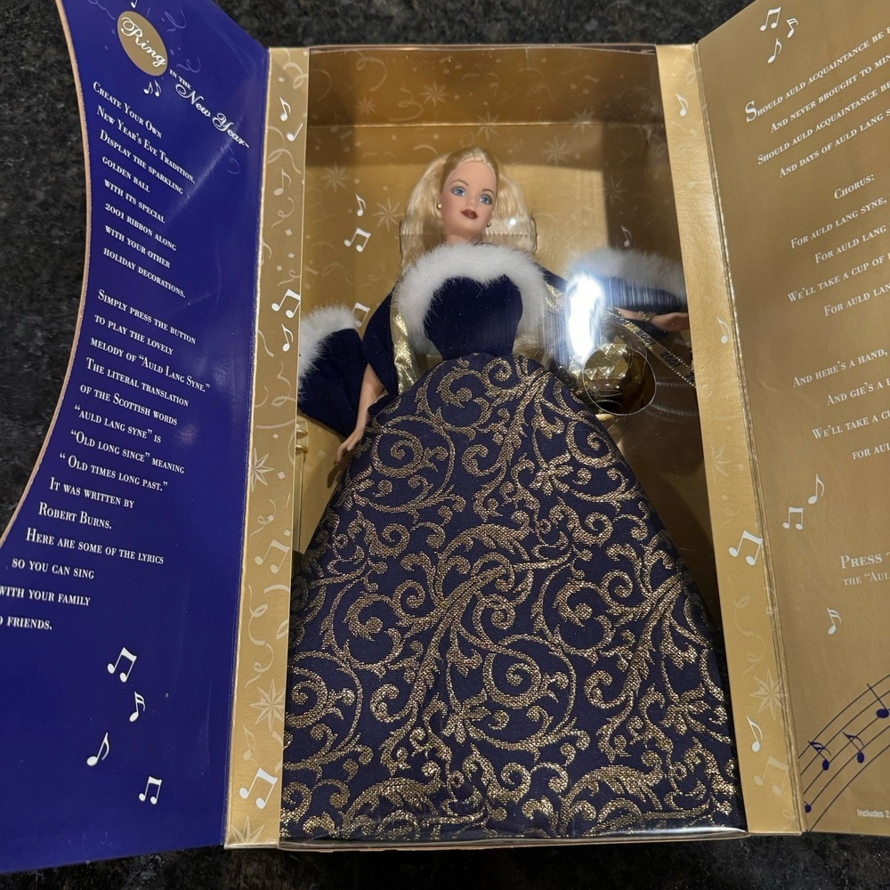 Mattel 2001 Ring in the New Year Barbie 7429952742